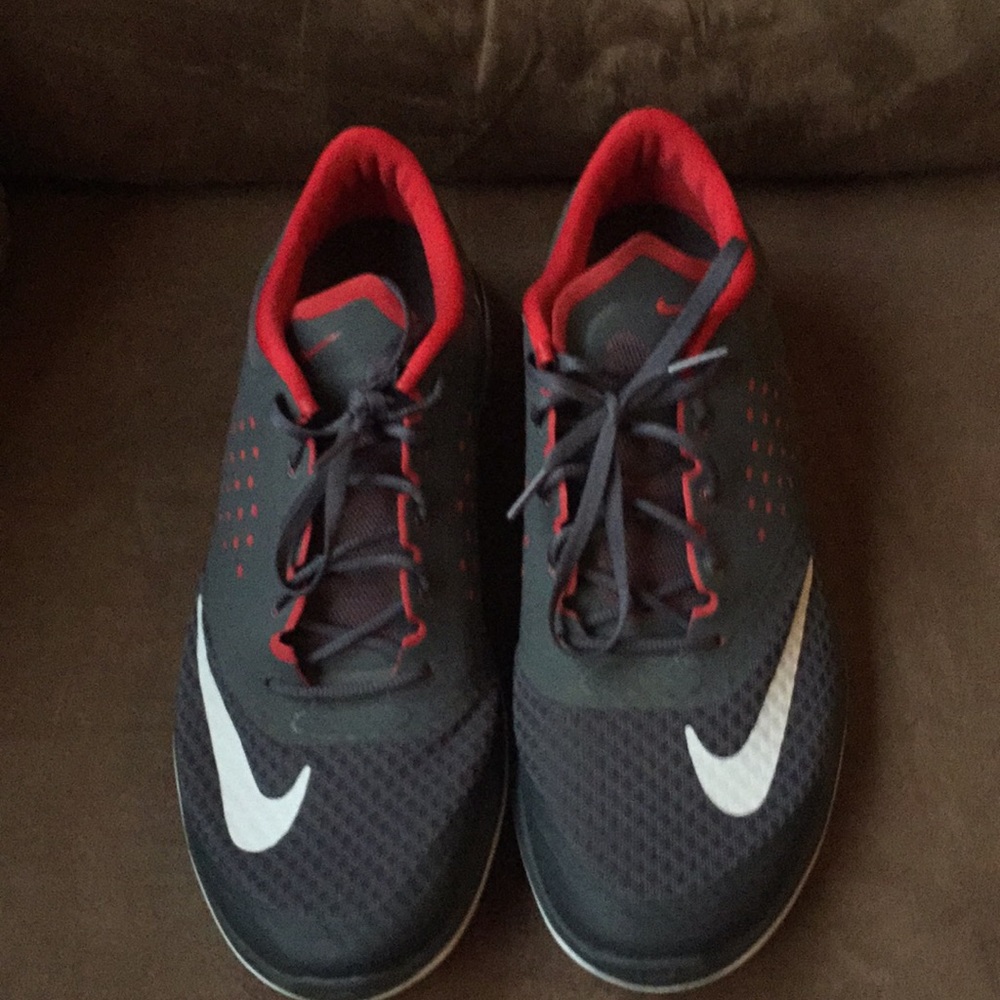 Men’s Nike Tennis Shoes